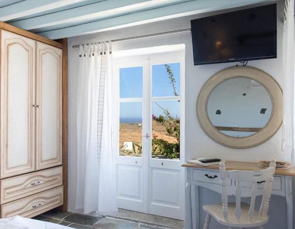 Το υπνοδωμάτιο στα διαμερίσματα Ευθυμία