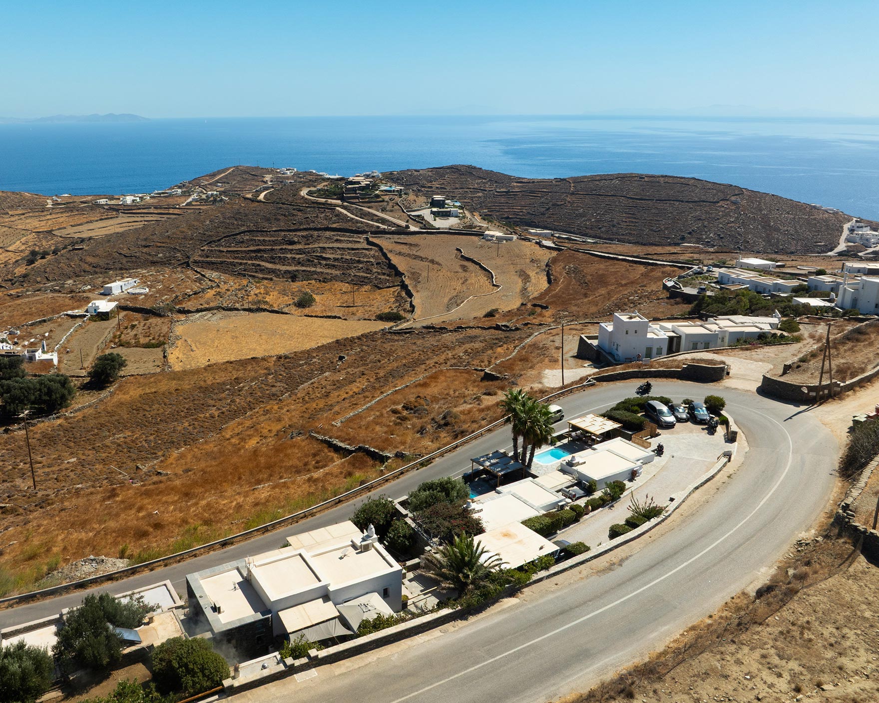 Τα καταλύματα Efthymia's apartments στη Σίφνο