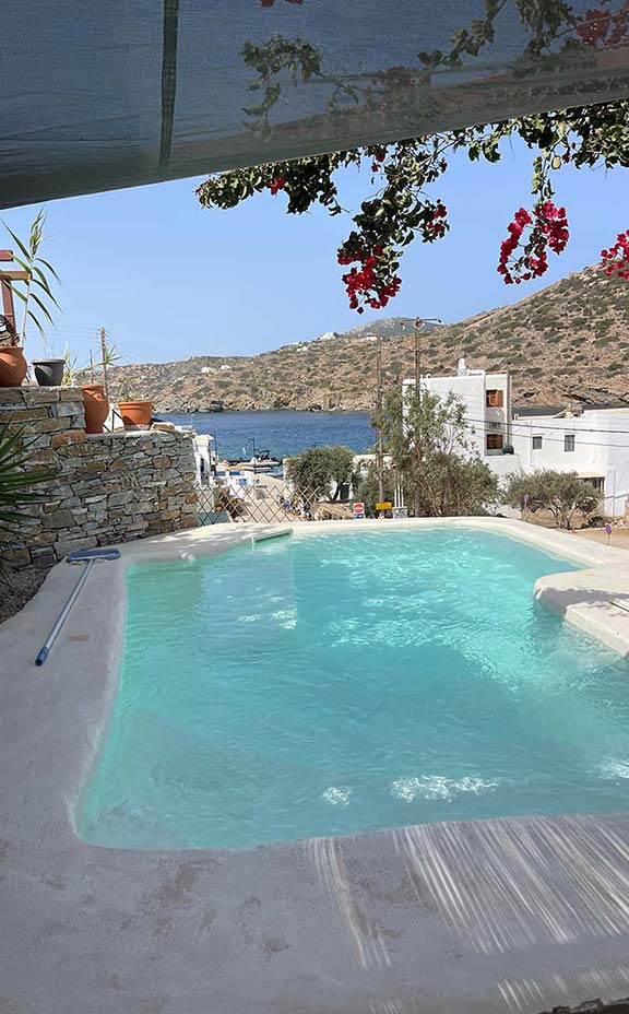 Ιδιωτική πισίνα με θέα στη θάλασσα